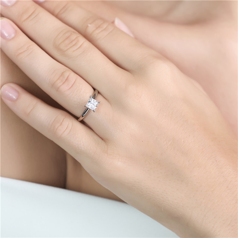 1.0ct Princess Cut Prong Setting Moissanite D VVS Designed Wedding Engagement Ring 14k White Gold Solitaire Ring (8)