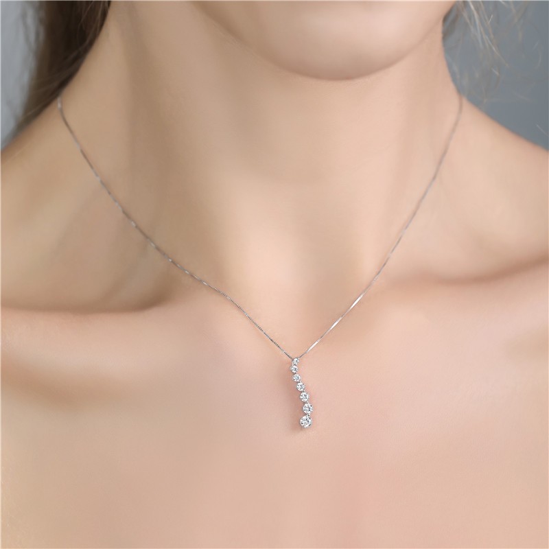 0.55ct round cut CZ diamond pendant 18.0 inch 14k white real gold box chain necklace (1)